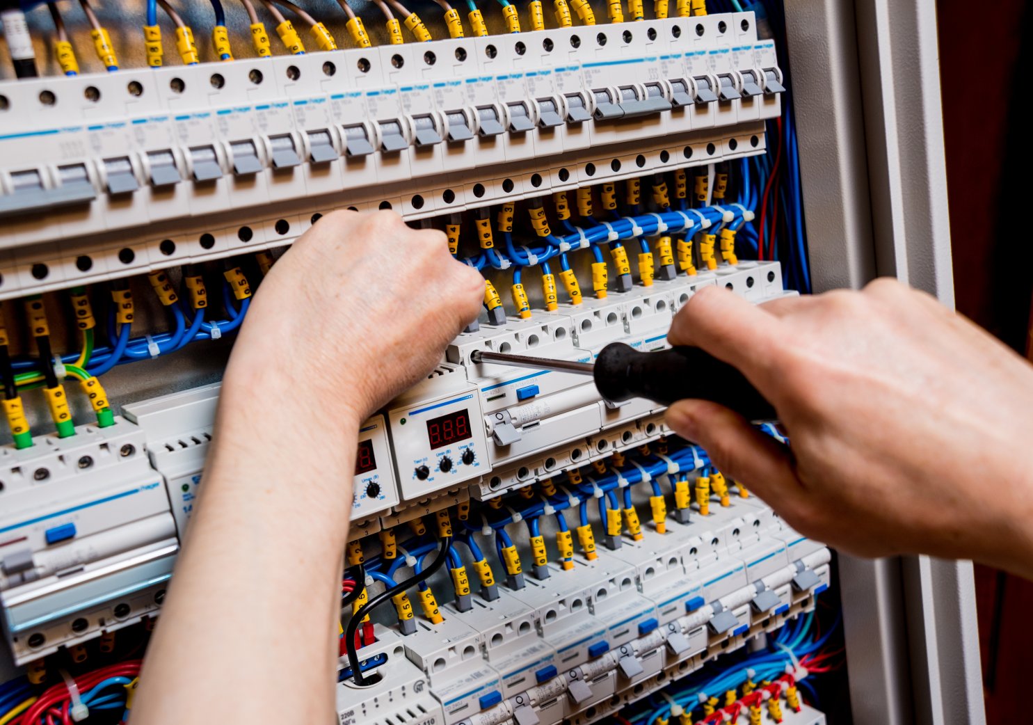 Väravaautomaatika paigaldus Lääne-Virumaal