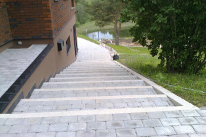 VIP COMPANY OÜ Tänavakivide paigaldus