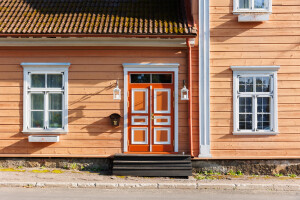 Taikse Puit OÜ Uksed uksetarvikud