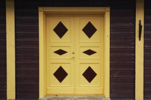 Taikse Puit OÜ Uksed uksetarvikud