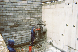 DUUBEL D OÜ Teemantpuurimine ja -saagimine, avade puurimine, ümarate avade puurimine