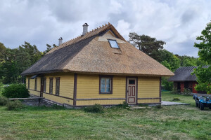 Saaremaa Rookatused OÜ Katusetööd, Rookatused, katuse remont, taastamistööd