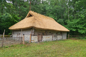 Saaremaa Rookatused OÜ Roogkatused, rookatuse taastamine, looduslikud ehitusmaterjalid, katusetööd