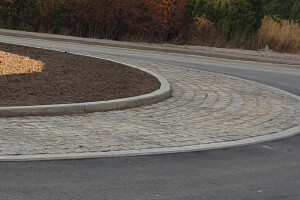 T & P EHITUS GRUPP OÜ Tänavakivide paigaldus