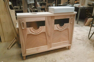 VAADERPUU OÜ Eritellimusmööbel, puidust kapp, kummut, puitmööbel