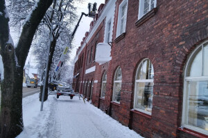 PINNAD-PUHTAKS OÜ Puhastusteenused