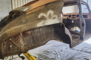 PINNAD-PUHTAKS OÜ Renoveerimine, autoosade puhastus, metalli puhastus, metalldetailide värvimine