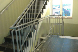 KORE INVEST OÜ Piirded aiad, Trepipiire, trepipiirded, piire