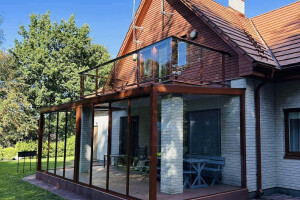 KODUKLAAS OÜ Klaasimistööd