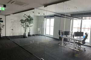 KODUKLAAS OÜ Klaasimistööd