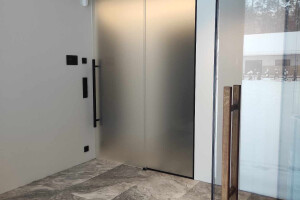 KODUKLAAS OÜ Klaasimistööd