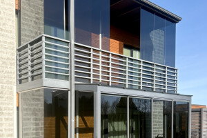 KODUKLAAS OÜ Klaasimistööd