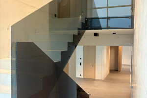 KODUKLAAS OÜ Klaasimistööd