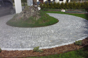 RKM EHITAB OÜ Tänavakivide paigaldus