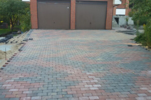 RKM EHITAB OÜ Tänavakivide paigaldus