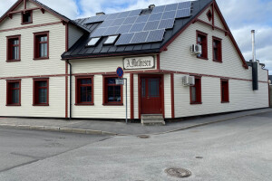 HM WOODWORK OÜ Renoveerimine, tselluvilla soojustamine, vana fassaadi uuendamine, vana maja renoveerimine