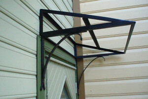 Skamet OÜ Metallitööd, ukse katuse vari, varikatus, uksevari