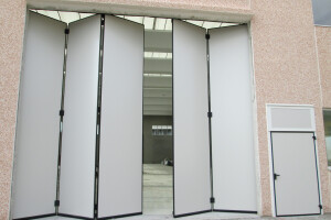 Kivaku OÜ Uste- ja akende paigaldus