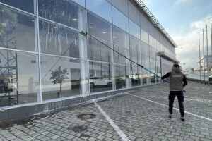 My Property OÜ Puhastusteenused, aknapesu, akende pesu, akende hooldus