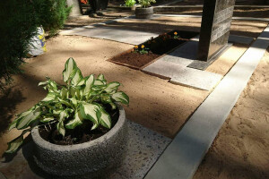 TIIGRE TEENUSED OÜ Haljastustööd, kalmistu hooldus; kalmistu korrashoid; hauaplatside hooldus; hauaplatside korrashoid; hauapiirded; hauapiirete paigaldamine