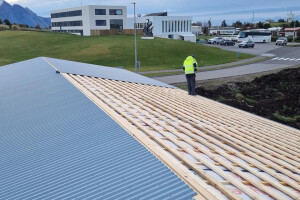 KAHER EHITUS OÜ Katusetööd, katuse ehitus, aluskatuse ehitus, plekk katus