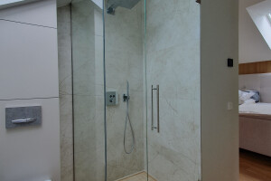 ALUFER OÜ Klaasimistööd, vannotoaremont, klaasitööd, klaassein