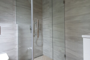 ALUFER OÜ Klaasimistööd, vannotoaremont, klaasitööd, klaassein