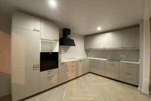 DE MÖÖBEL OÜ Mööbli kokkupanek ja paigaldus