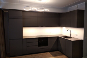 DE MÖÖBEL OÜ Mööbli kokkupanek ja paigaldus