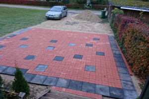 KIVERO OÜ Tänavakivide paigaldus