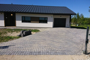 KIVERO OÜ Tänavakivide paigaldus