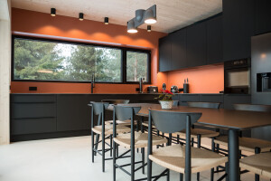 Mikrodisain OÜ Siseviimistlustööd, mikrotsemendi, mikrotsemendi paigaldus, mikrotsement