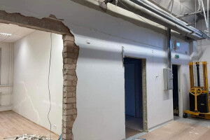 KIIRLAMMUTUS OÜ Lammutustööd