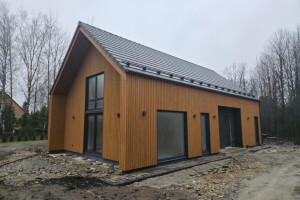 PINSKA PREFAB OÜ Majade tootmine majade paigaldamine