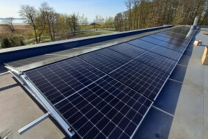 Energiapada OÜ Päikesepaneelid, Päikesepark
Energiasalvestus
Päikesepaneelid