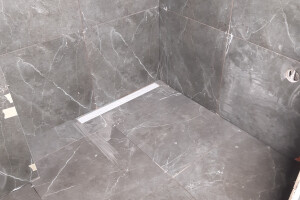 VEDOKASTROI OÜ Plaatimistööd, plaatimistööd; plaatimine; vannitubade remont; siseviimistlus