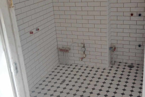 VEDOKASTROI OÜ Plaatimistööd, plaatimistööd; plaatimine; vannitubade remont; siseviimistlus