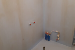 VEDOKASTROI OÜ Vannitubade remont, plaatimistööd; plaatimine; vannitubade remont; siseviimistlus