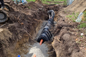 J.E GRUPP OÜ Septikud mahutid, septiku paigaldus, mahutite paigaldus, mahuti paigaldamine