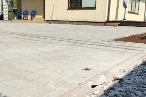 EHITUS- JA PUUSEPPMEISTER OÜ Tänavakivide paigaldus