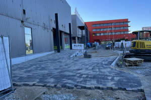 RAKS EHITUSTEENUS OÜ Tänavakivide paigaldus, tänavakivide pagaldustööd, tänavakivide paigaldamine, tänavakivide paigaldusega