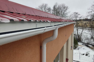 TAITOKATTO OÜ Katusetööd, vihmaveerenni ja toru paigaldus, vihmaveerenni paigaldus, vihmaveerennid