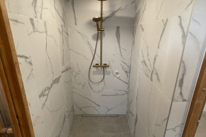GVM EHITUS OÜ Plaatimistööd, plaatide paigaldus, plaatimine tallinnas, plaatimine vannitoas