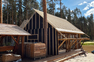 EXELBUILD OÜ Katusetööd, laastukatus, laastukatuse ehitus, laastukatuse paigaldamine