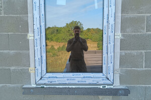 GLUGGA GROUP OÜ Uste- ja akende paigaldus