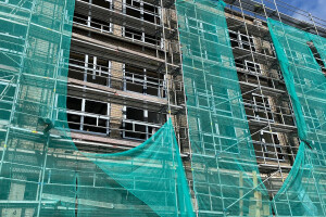 GLUGGA GROUP OÜ Uste- ja akende paigaldus