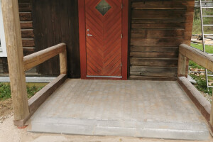 AROMERKS OÜ Tänavakivide paigaldus