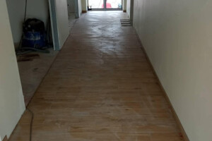 USTAV EHITUS OÜ Plaatimistööd