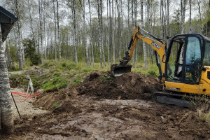 LOGMASTER OÜ Kaevetööd, pinnase kaevetöö, miniekskavaatori kaeveteenus, kaevetööd miniekskavaatoriga