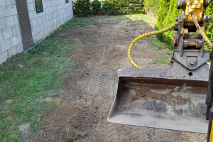 LOGMASTER OÜ Kaevetööd, pinnase kaevetöö, miniekskavaatori kaeveteenus, kaevetööd miniekskavaatoriga